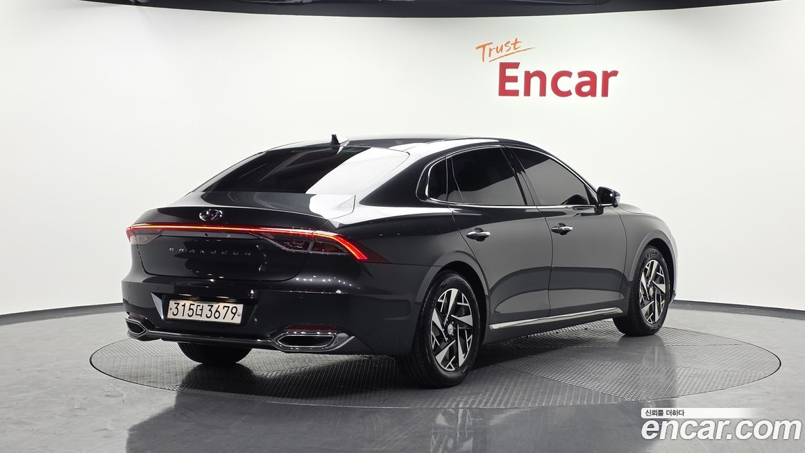 Hyundai Grandeur 2022