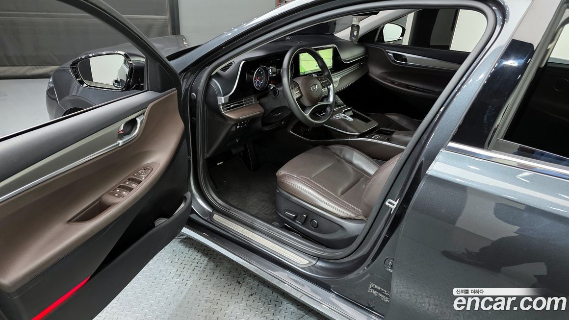 Hyundai Grandeur 2021