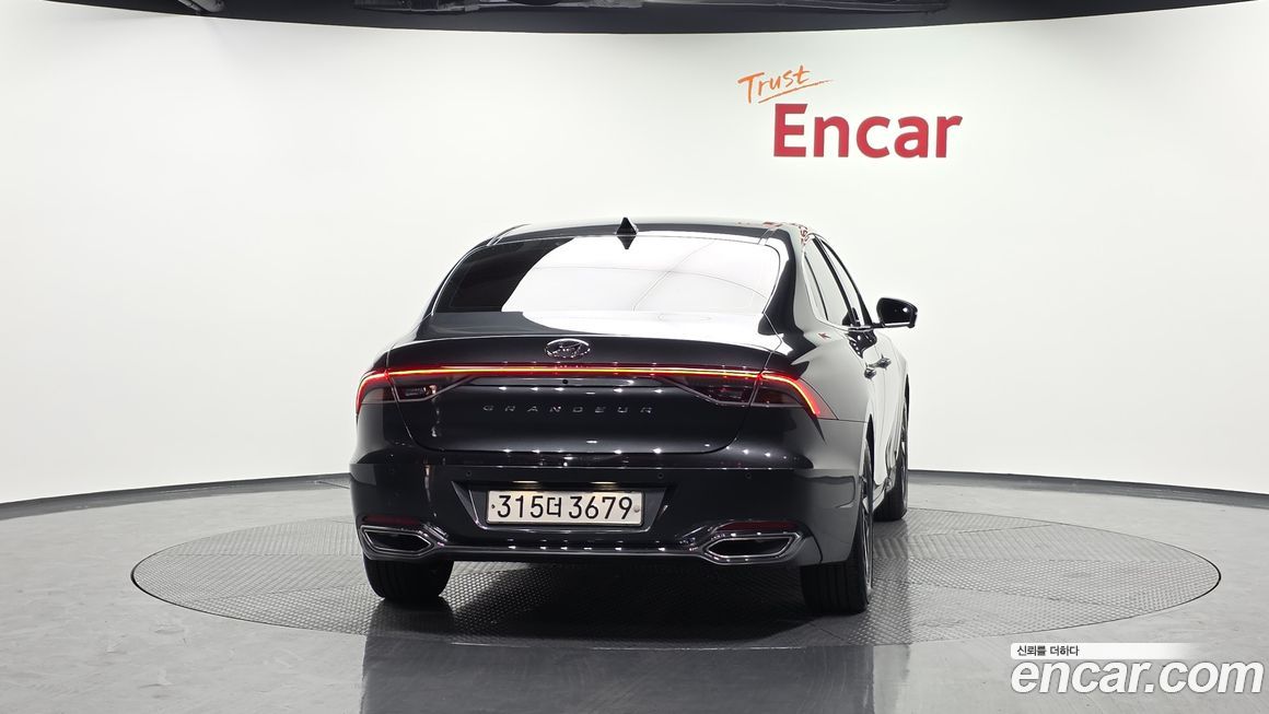 Hyundai Grandeur 2022