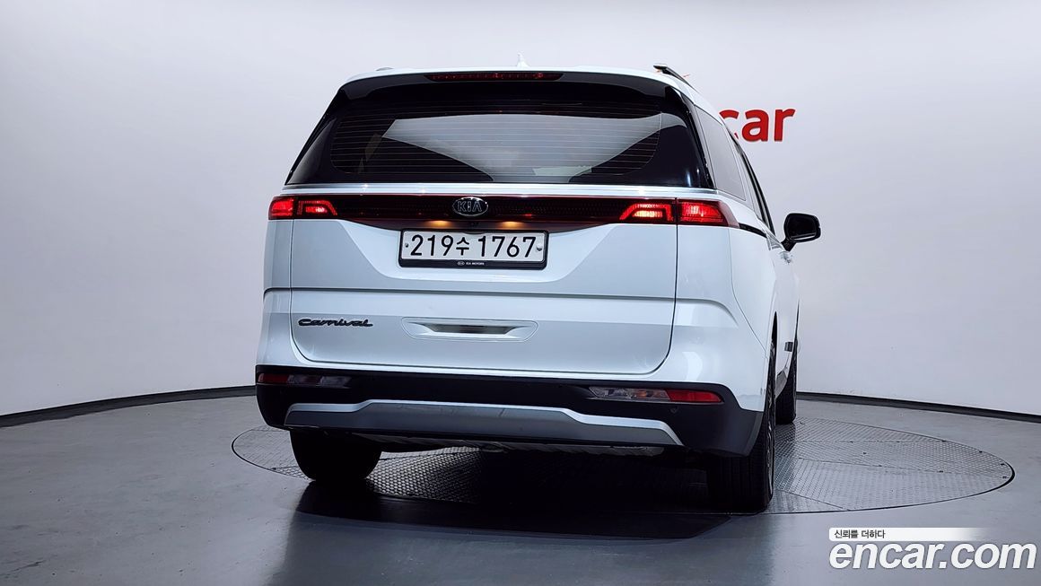 Kia Canival 2021