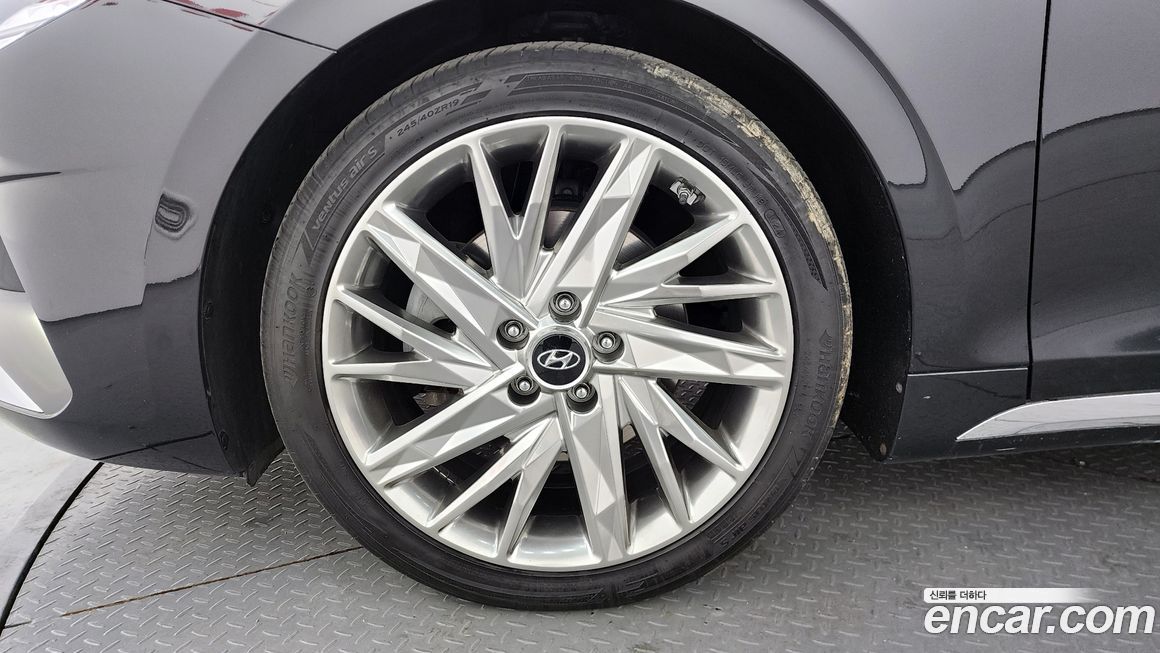 Hyundai Grandeur 2020