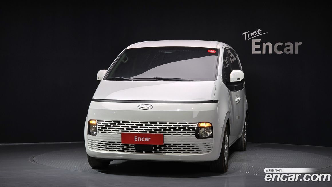 Hyundai Staria 2022