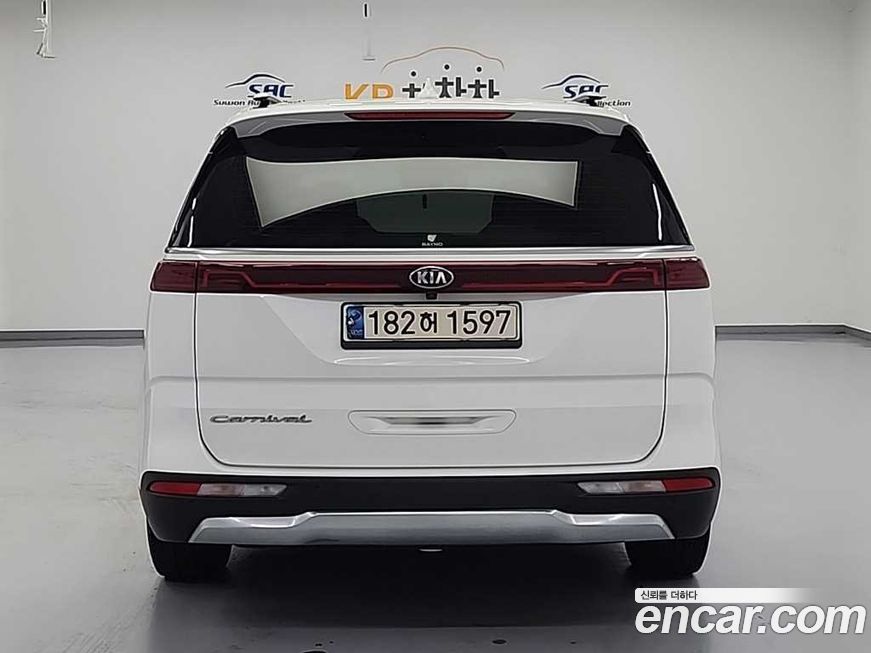 Kia Canival 2021