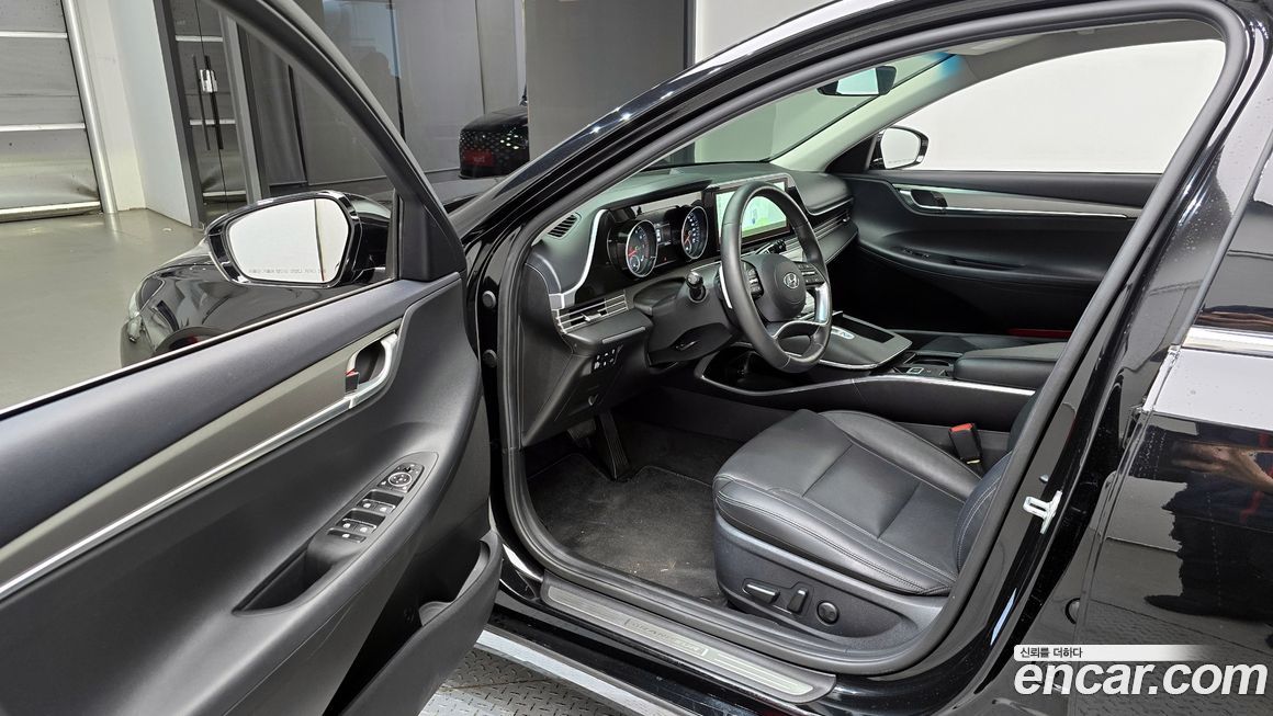 Hyundai Grandeur 2020