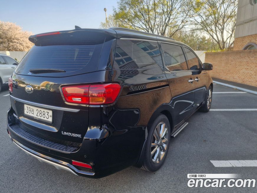 Kia Canival 2019