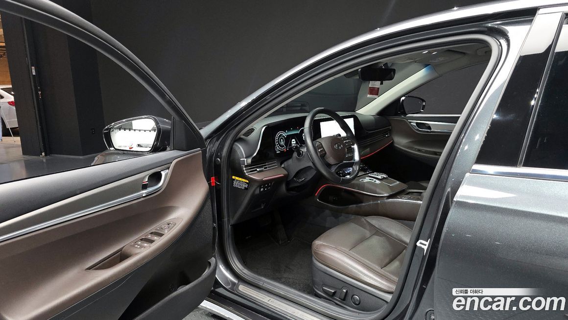 Hyundai Grandeur 2020