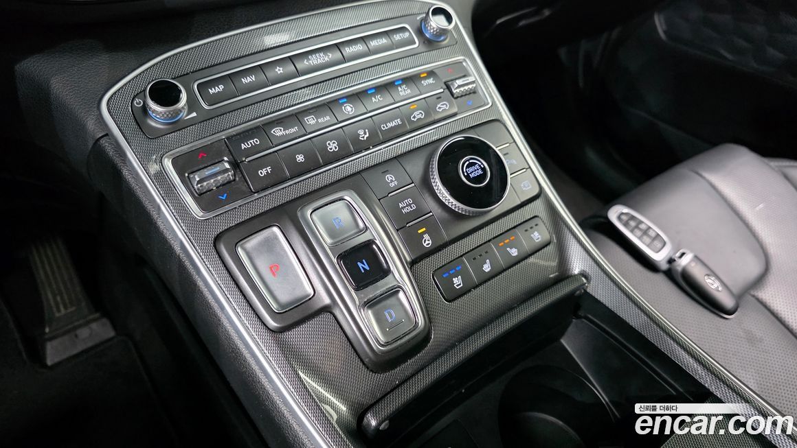 Hyundai Santafe 2022