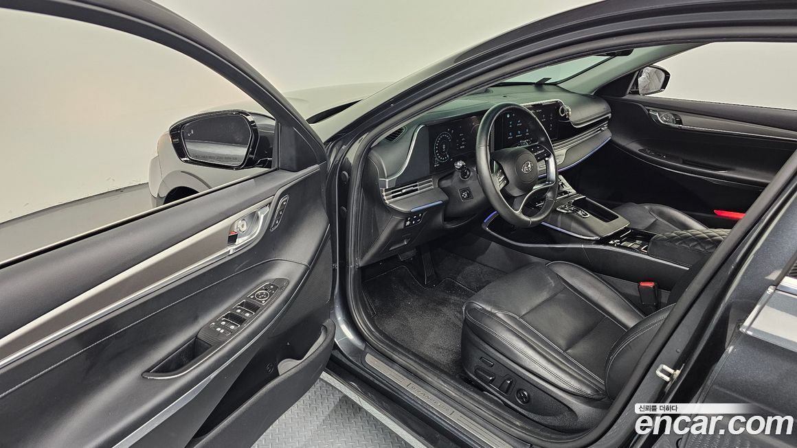 Hyundai Grandeur 2020