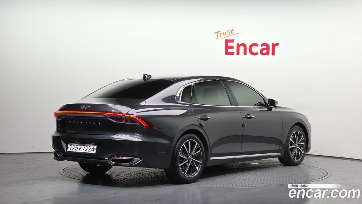Hyundai Grandeur 2020