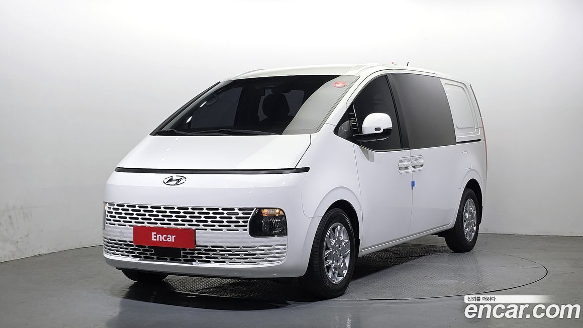 Hyundai Staria 2022