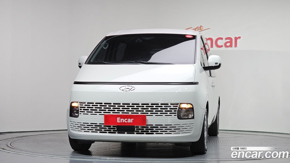 Hyundai Staria 2022