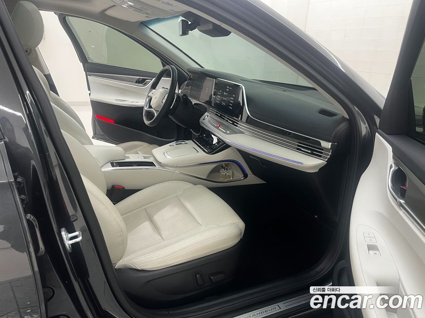 Hyundai Grandeur 2022