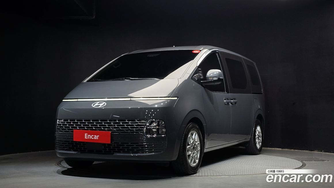 Hyundai Staria 2025