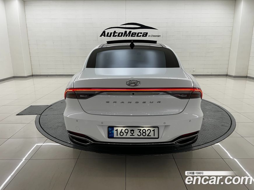 Hyundai Grandeur 2022