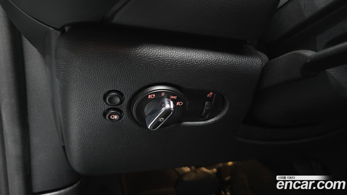 Mini Cooper Convertible 2024