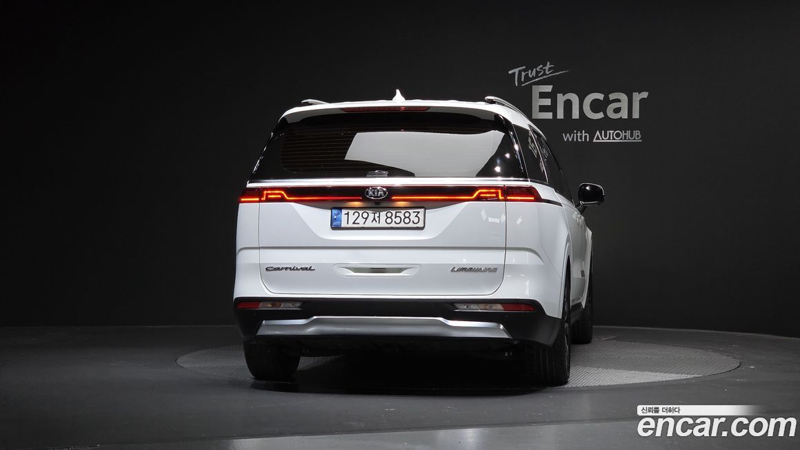 Kia Canival 2021