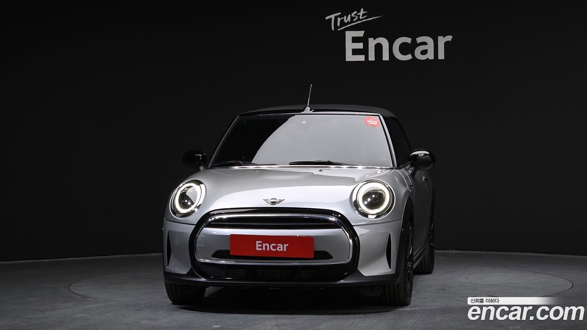 Mini Cooper Convertible 2024