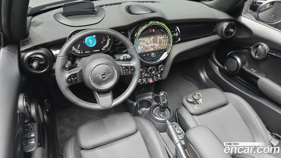 Mini Cooper Convertible 2024