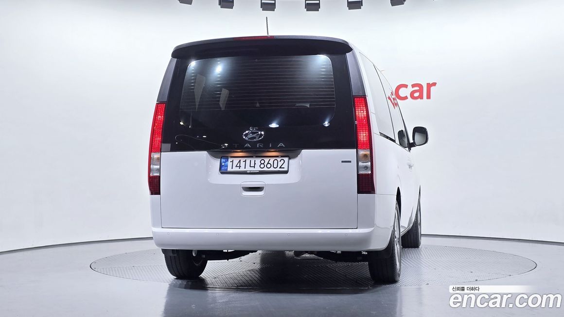 Hyundai Staria 2023