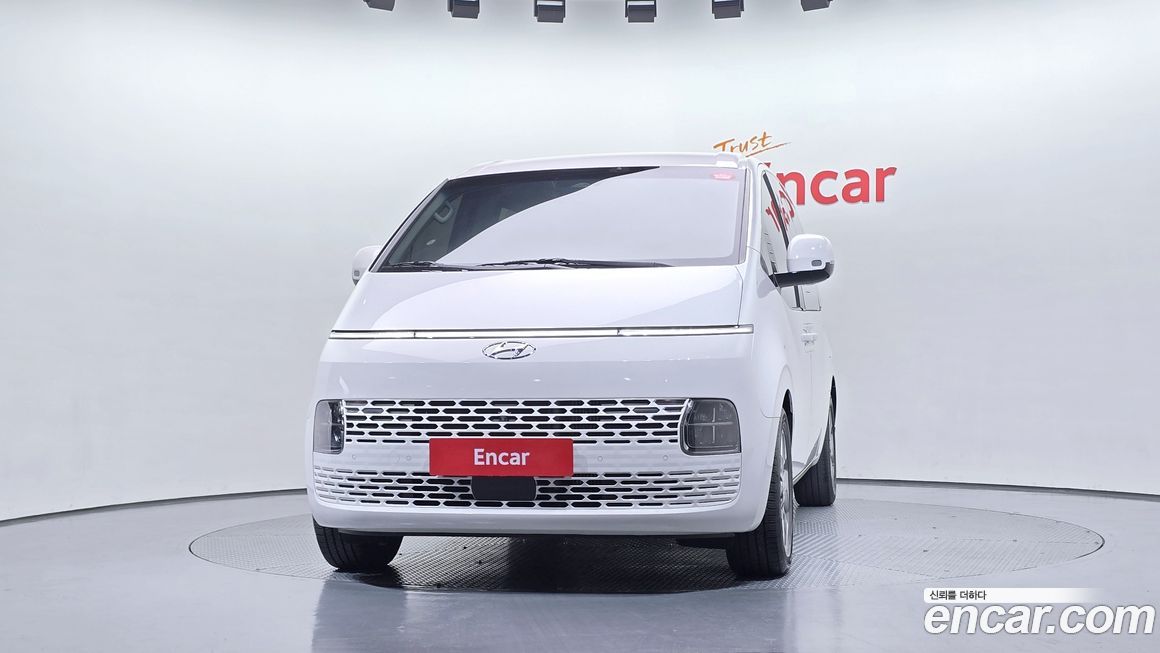 Hyundai Staria 2023