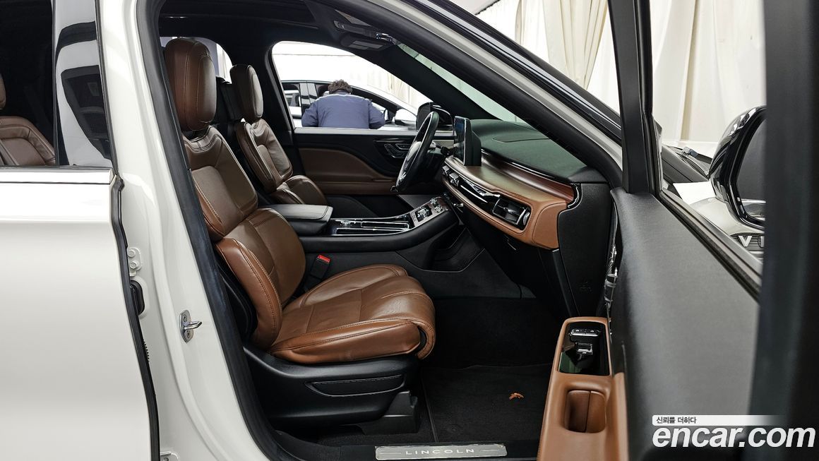 Lincoln Aviator 2021