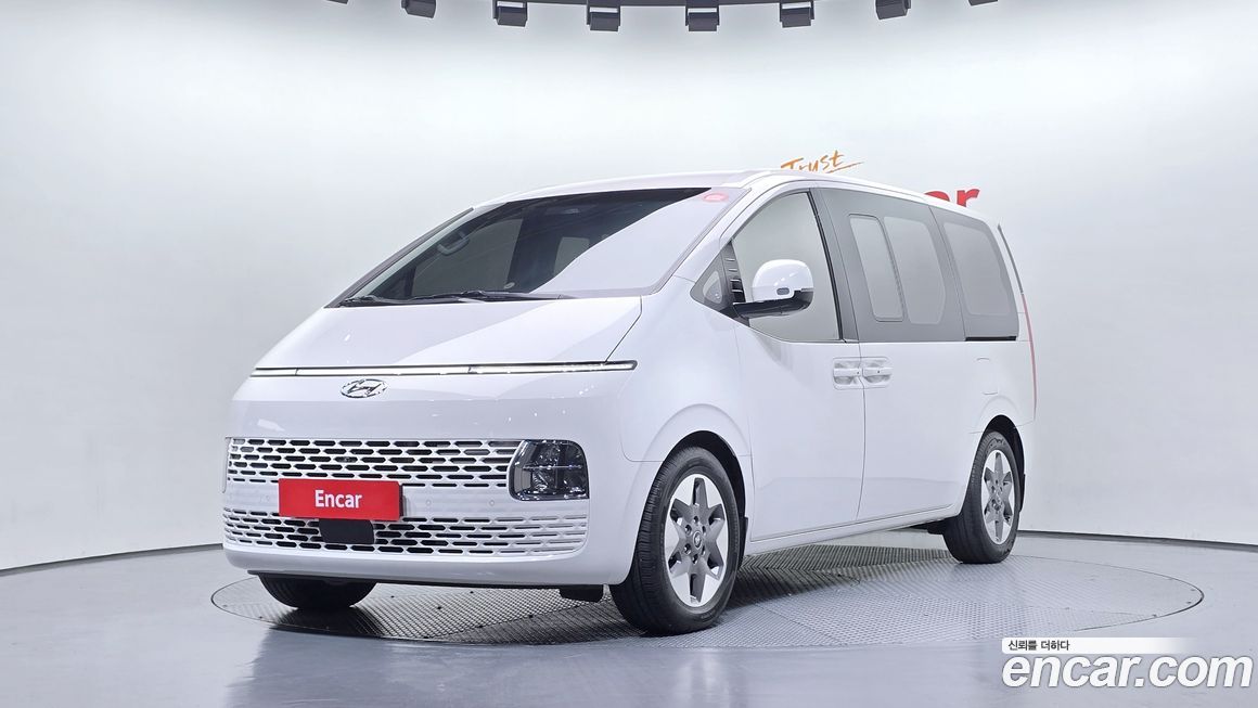 Hyundai Staria 2023