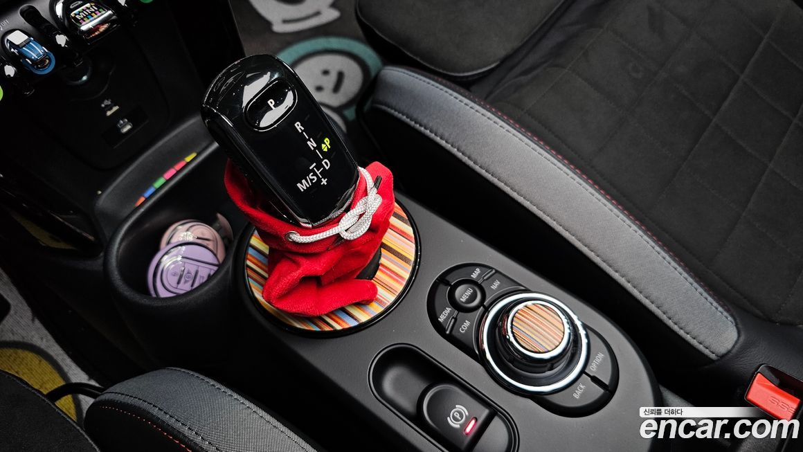 Mini Cooper Convertible 2024