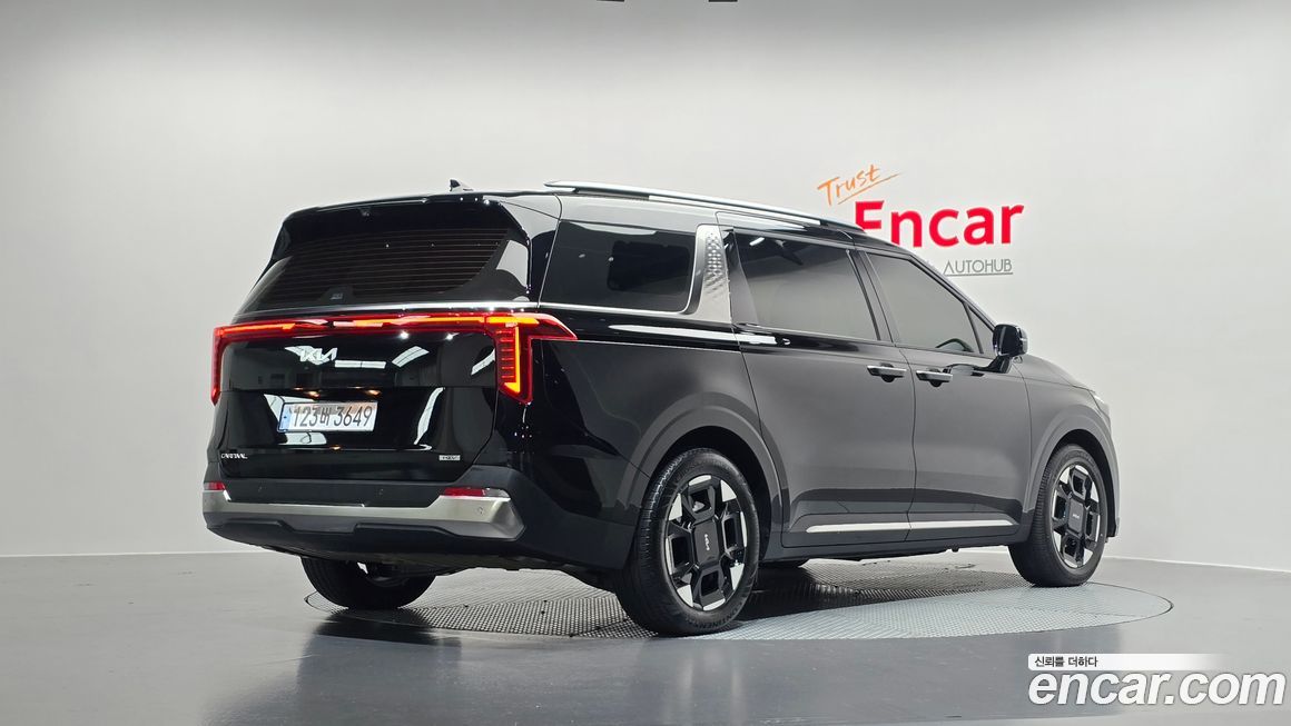 Kia Canival 2025