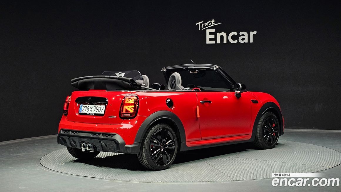 Mini Cooper Convertible 2024