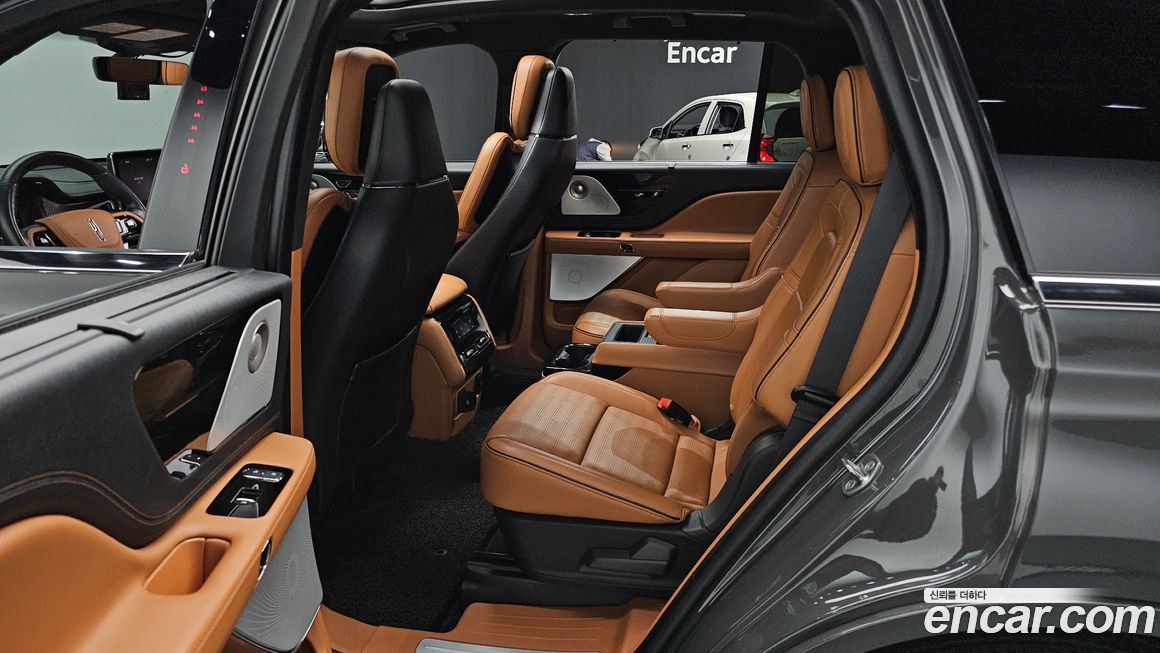 Lincoln Aviator 2021