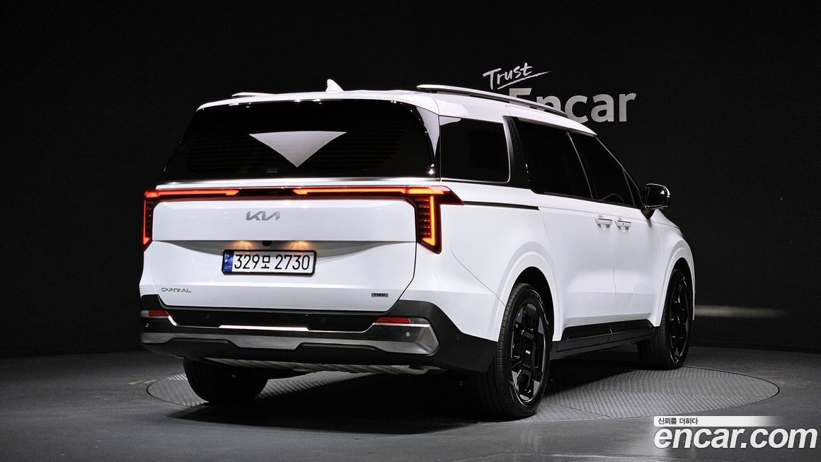 Kia Canival 2025