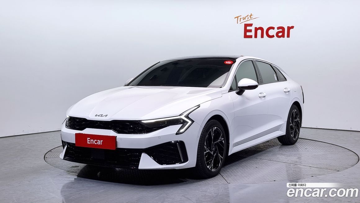 Kia K5 2025