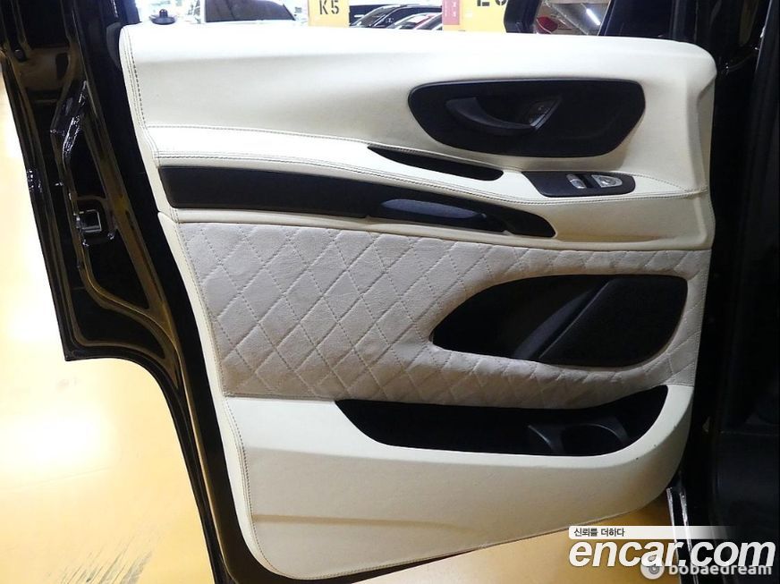 Mercedes-Benz V-Class 2020