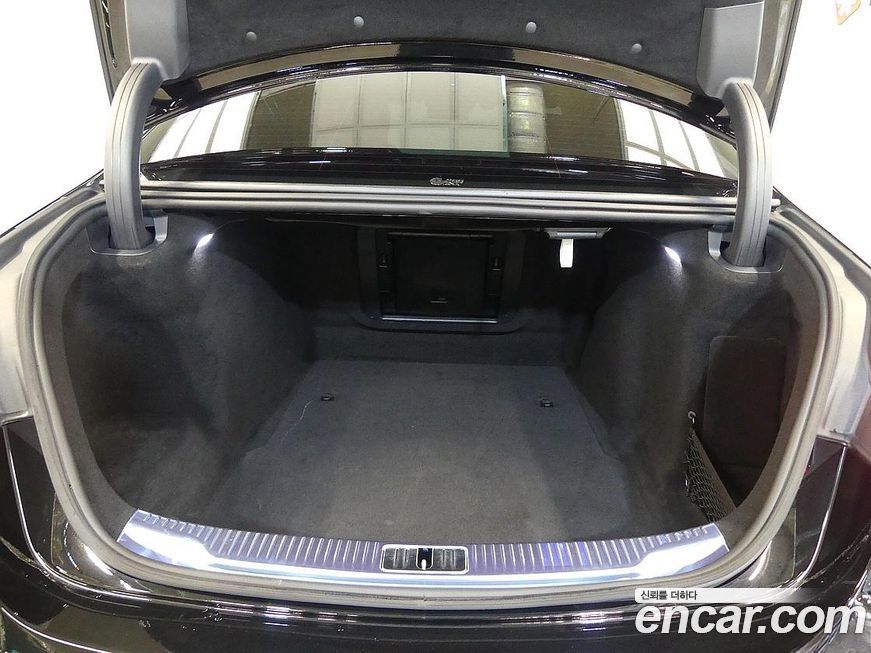 Mercedes-Benz S-Class 2022