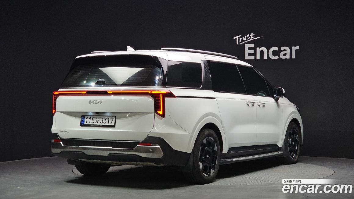 Kia Canival 2025