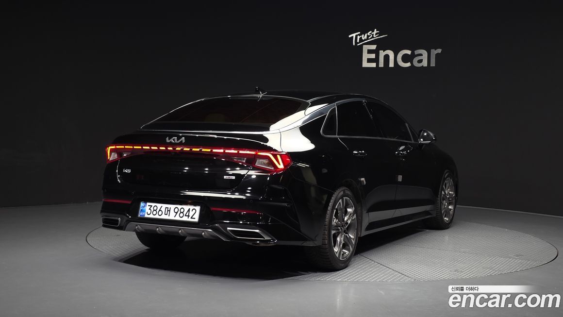 Kia K5 2023