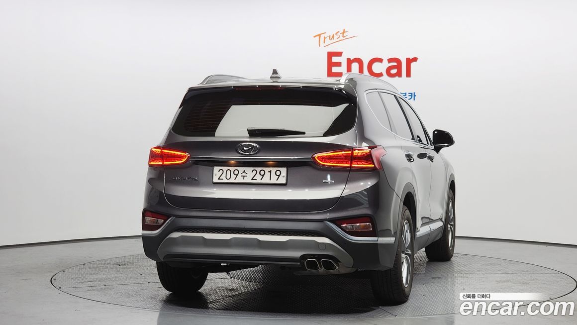 Hyundai Santafe 2020