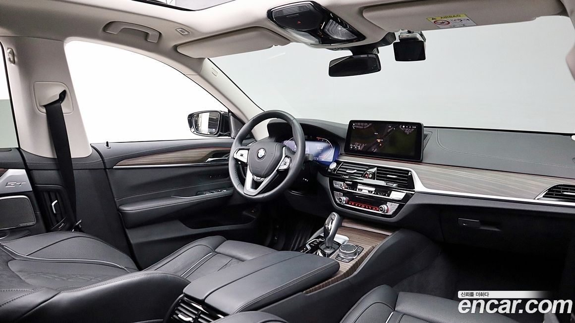 BMW Gran Turismo 2023