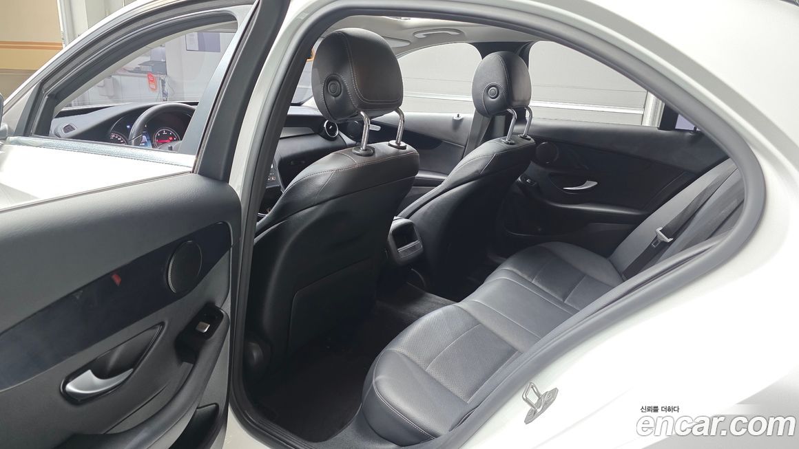 Mercedes-Benz C-Class 2017