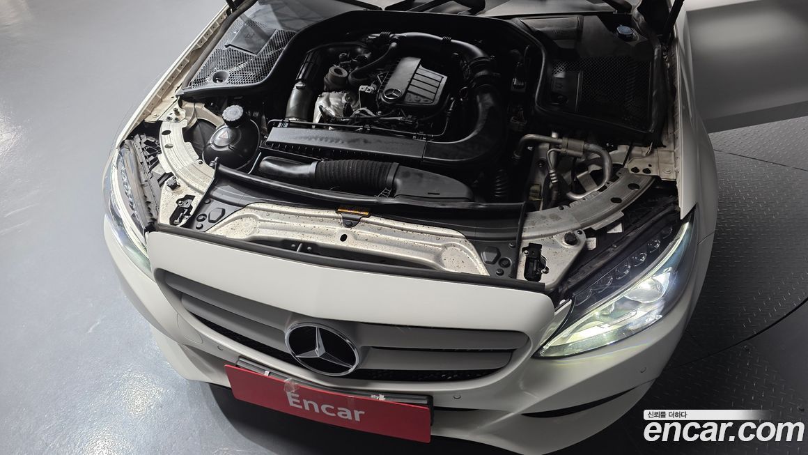 Mercedes-Benz C-Class 2017