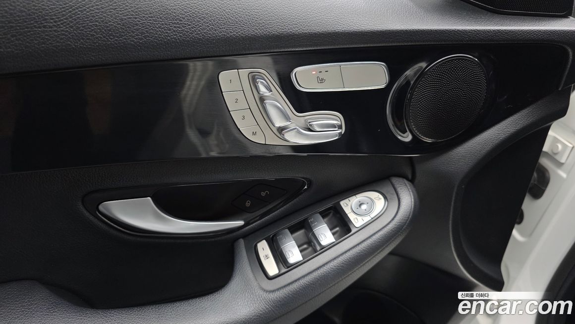 Mercedes-Benz C-Class 2017