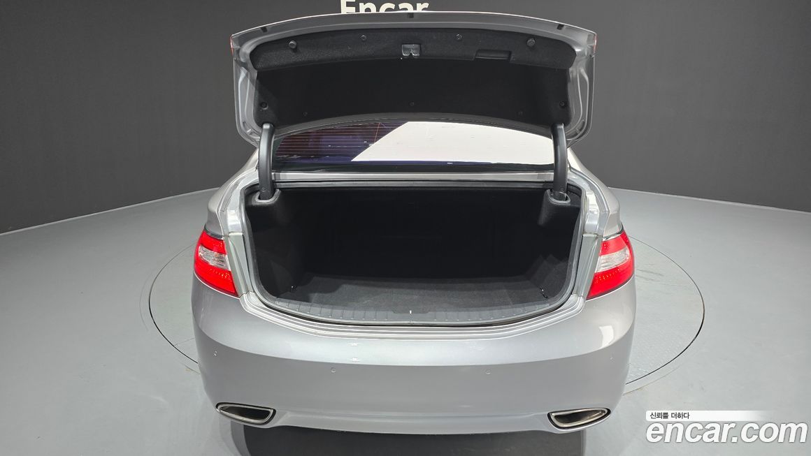 Hyundai Grandeur 2013