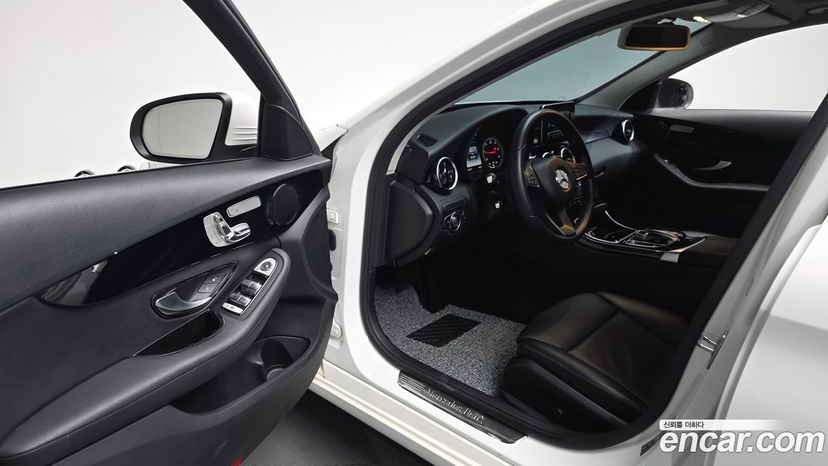 Mercedes-Benz C-Class 2017
