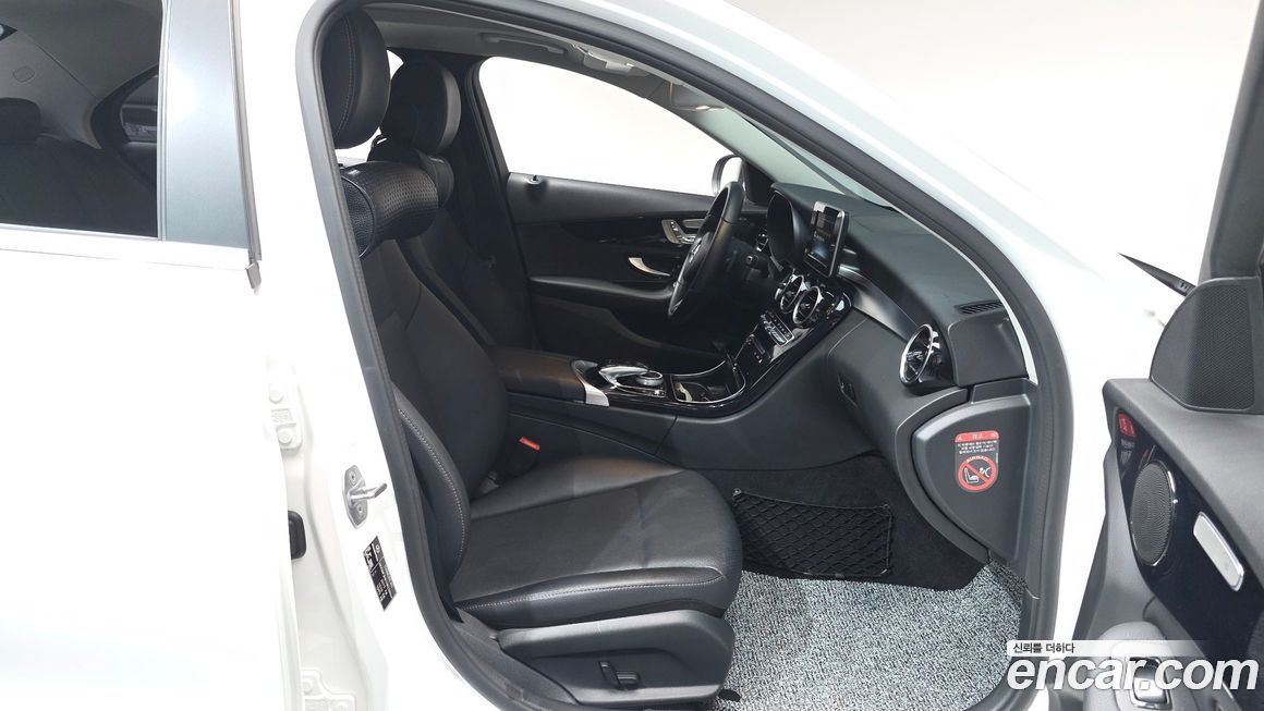 Mercedes-Benz C-Class 2017