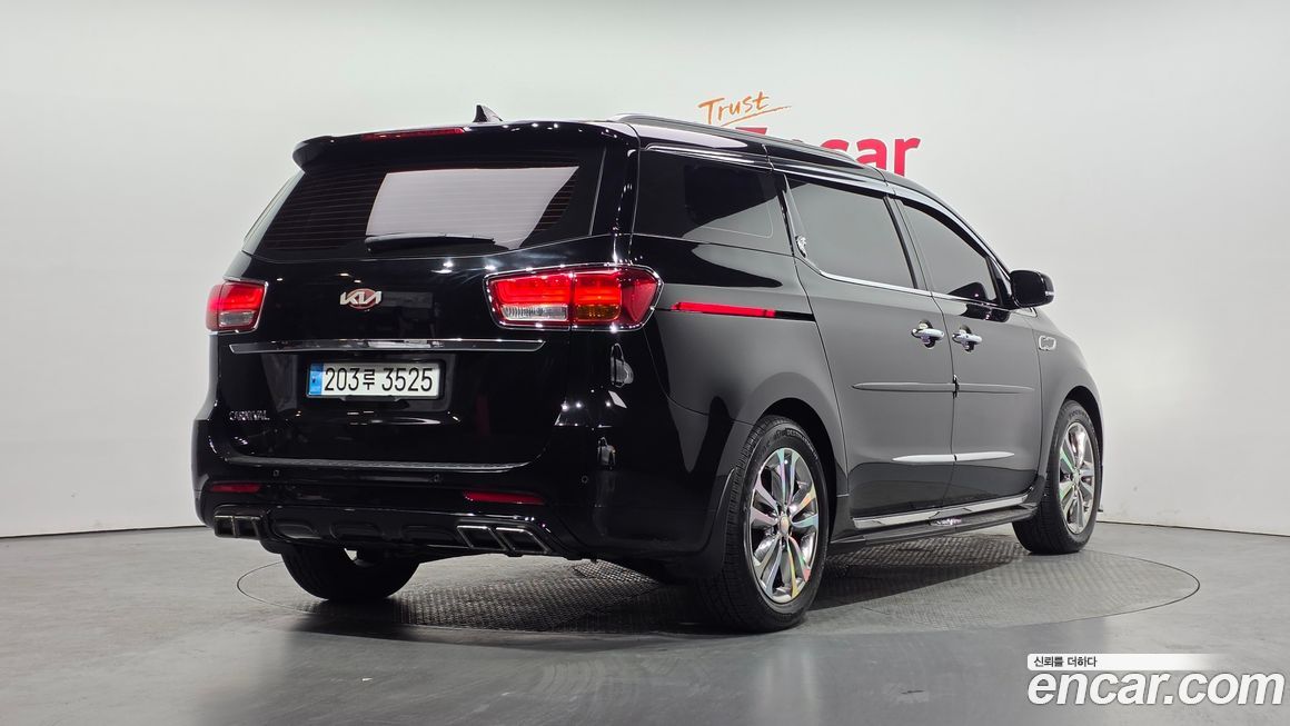 Kia Canival 2018
