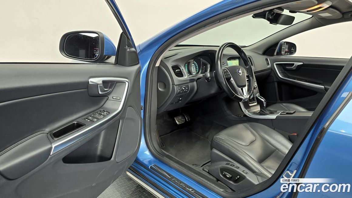 Volvo V60 2016