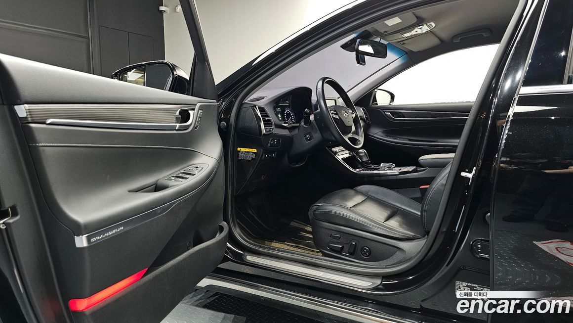 Hyundai Grandeur 2017