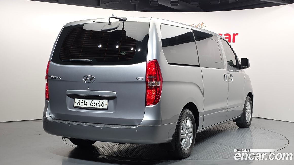 Hyundai Starex 2020