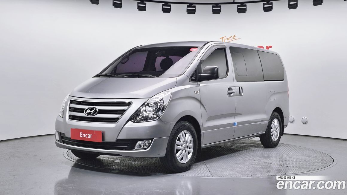 Hyundai Starex 2018