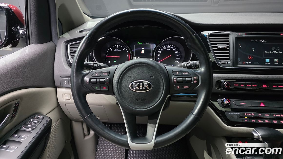 Kia Canival 2017